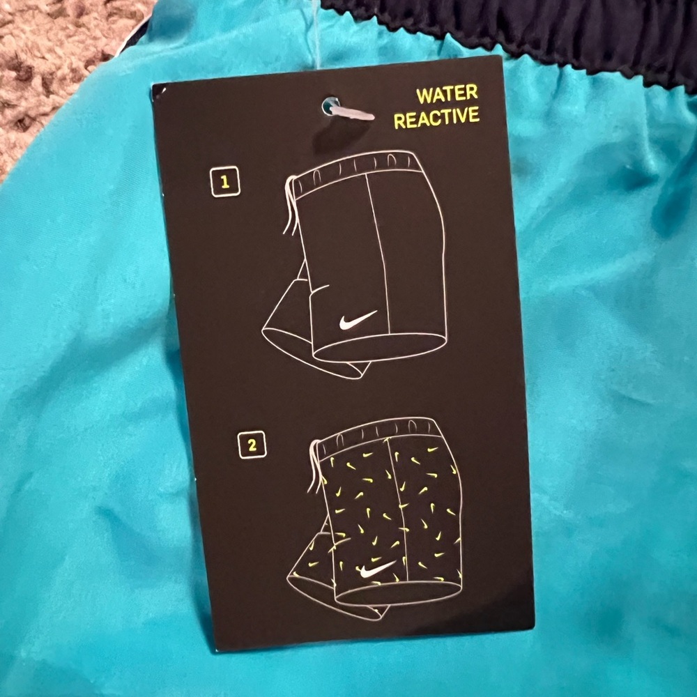 NWT/ Nike Men's Aqua and Navy Swim Board Shorts - Picture 2 of 4